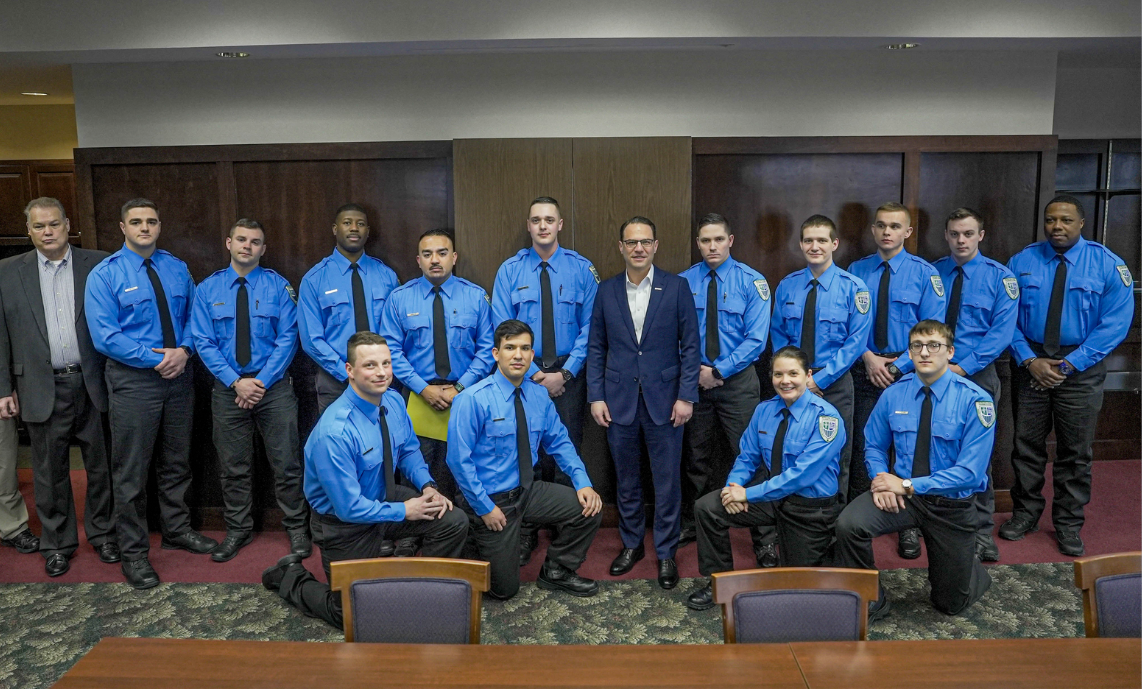 governor shapiro with mu cadets