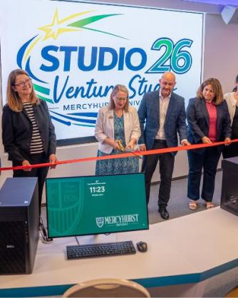 Studio 26 Ribbon Cutting