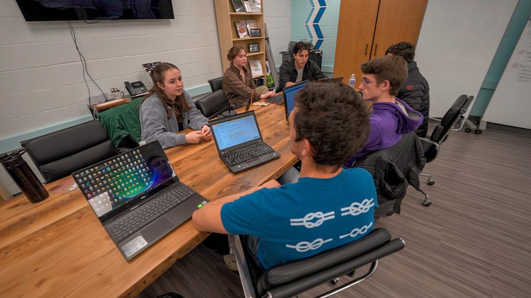 Students in CIRAT Center